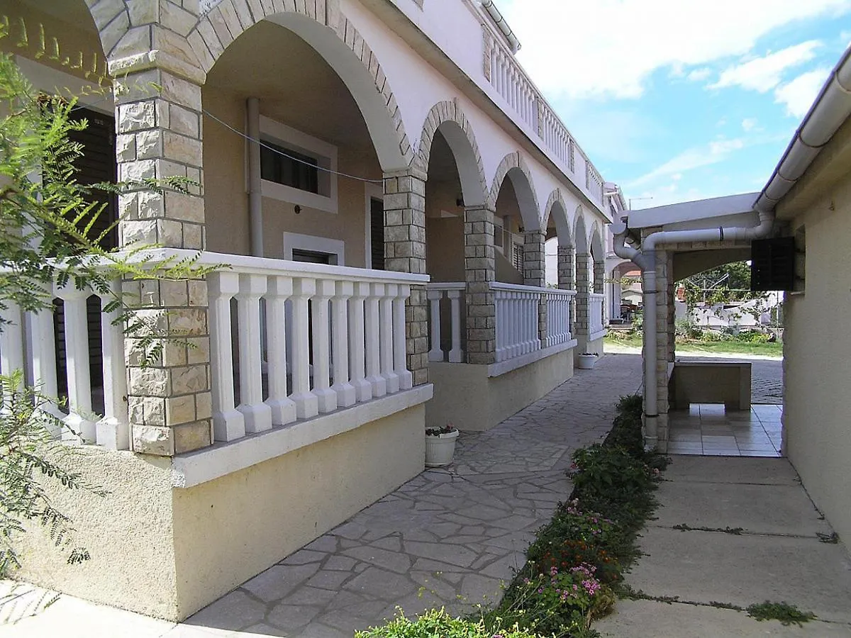 Apartments Vozab Pag Town Croazia