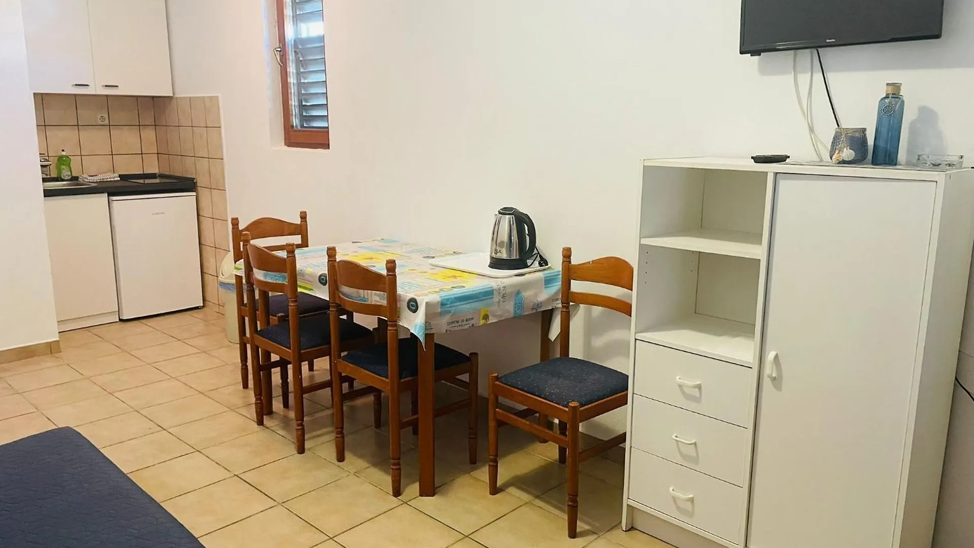 Apartments Vozab Pag Town Croazia