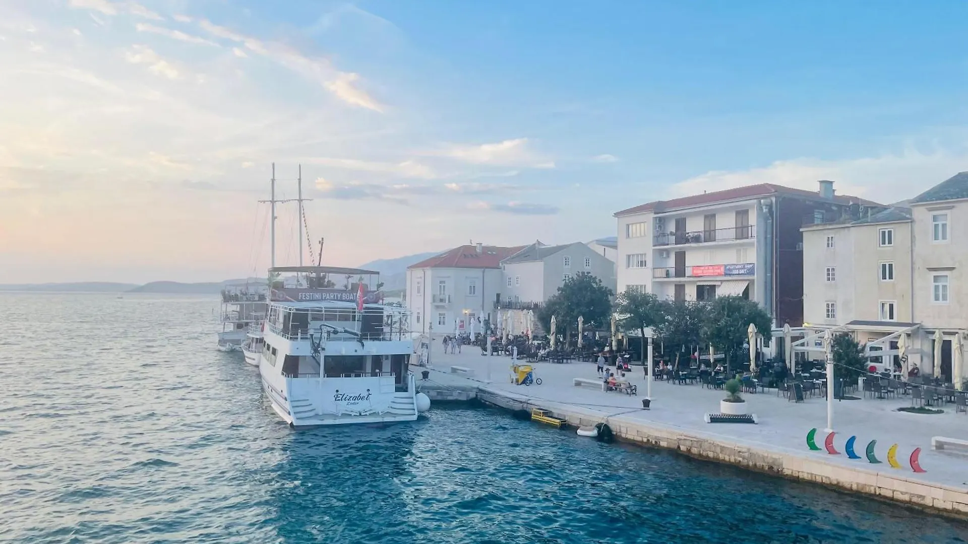 Apartments Vozab Pag Town Croazia