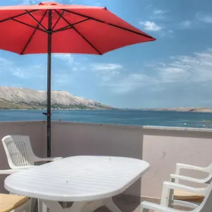 Apartment Petros Pag, Pag Town